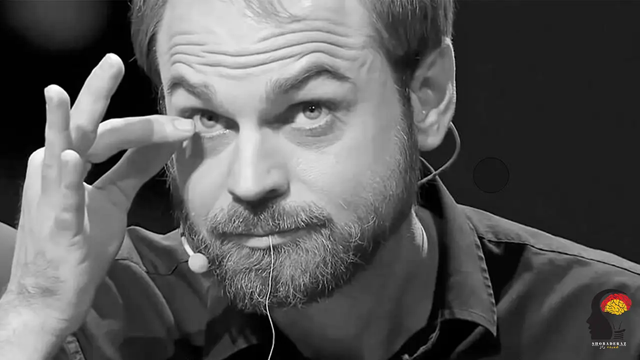 اجرای ترفند نخ کولی در شعبده‌ بازی