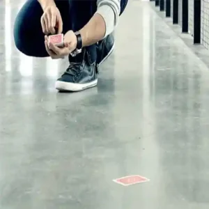 شعبده بازی بیرون پریدن پاسور امضا شده از دسته